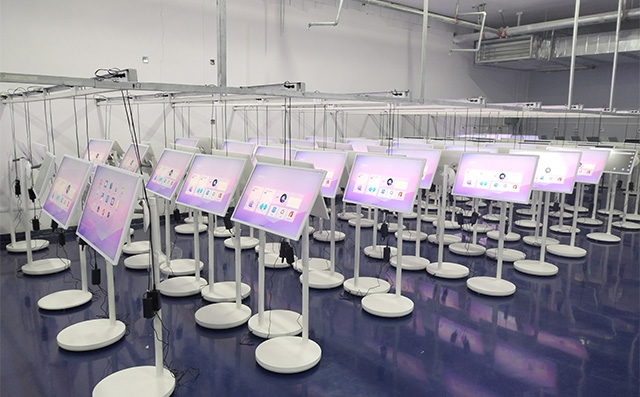 人生就是博科技闺蜜机订单火爆，源头工厂加班加点满足市场需求